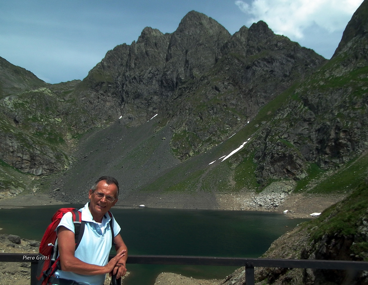 74 ecco, eravamo là in cima !.JPG